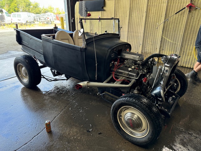 1929 FORD TRUCK - Image 2