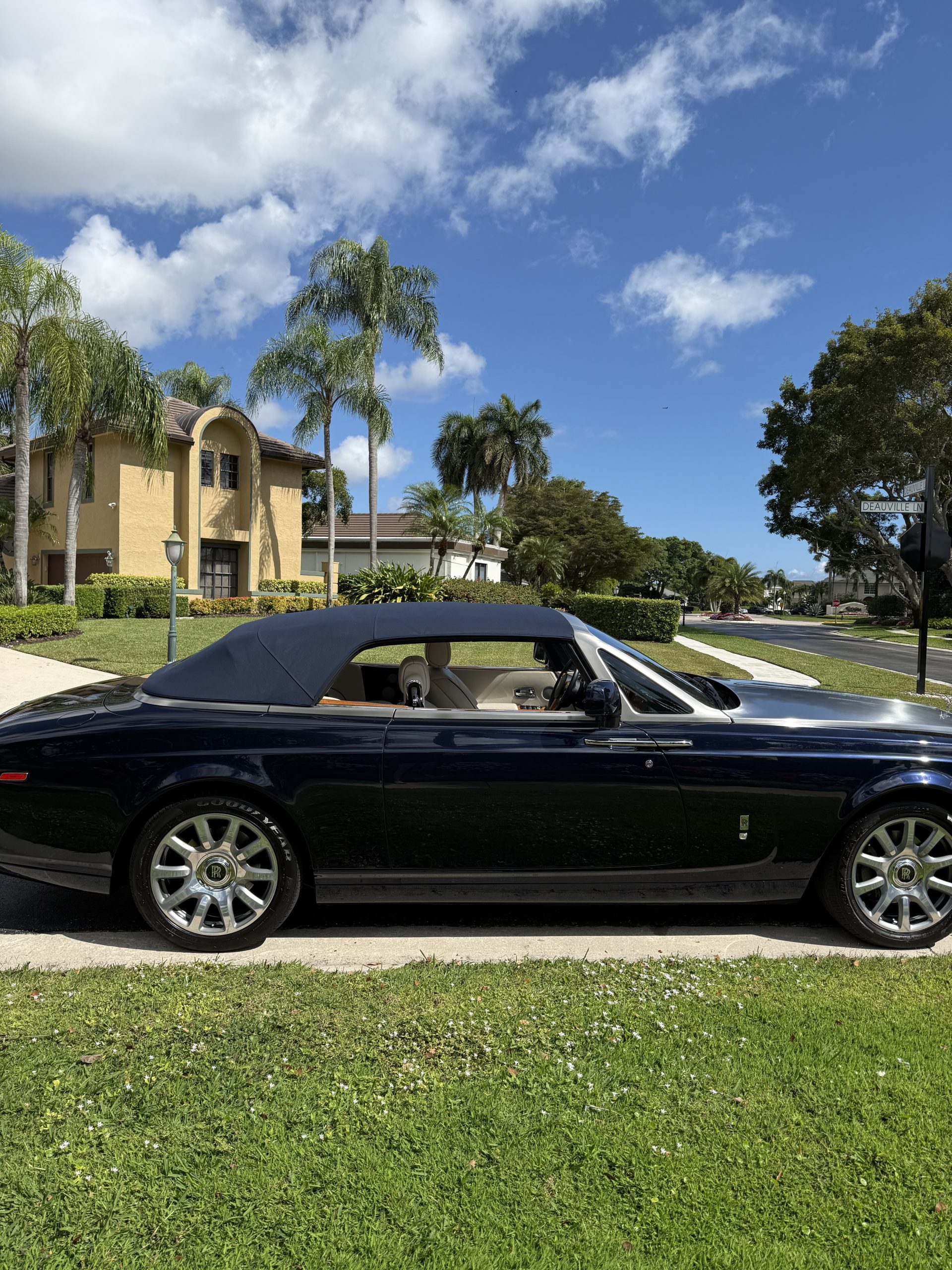 2013 ROLLS ROYCE PHANTOM DROPHEAD COUPE - Image 7
