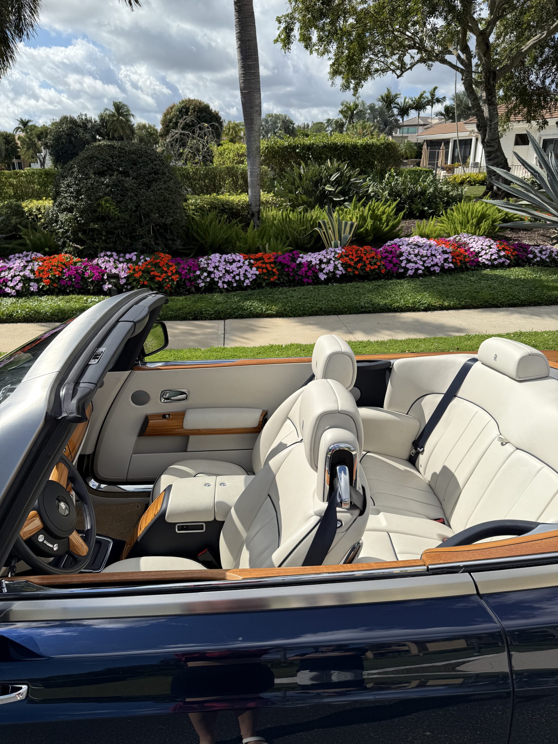 2013 ROLLS ROYCE PHANTOM DROPHEAD COUPE - Image 15