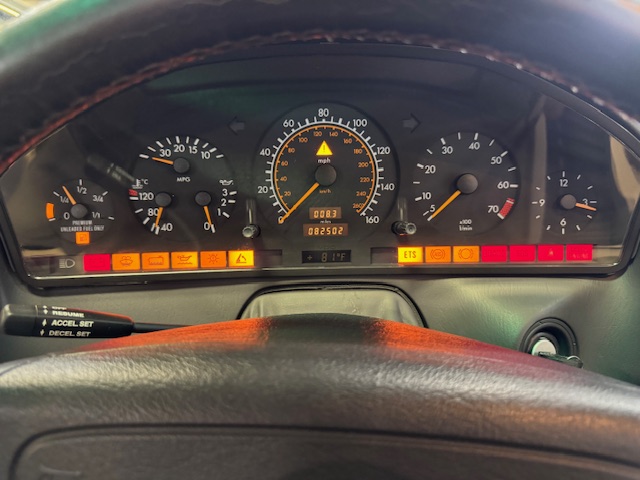 1995 MERCEDES SL320 - Image 9