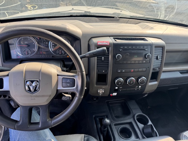 2011 DODGE RAM 5500 BUCKET TRUCK - Image 11