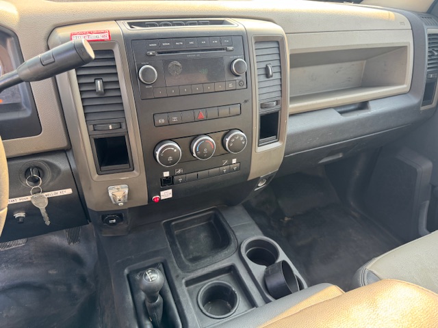 2011 DODGE RAM 5500 BUCKET TRUCK - Image 10