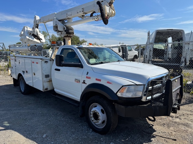 2011 DODGE RAM 5500 BUCKET TRUCK