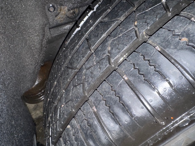 2010 LEXUS RX 450H HYBRID - Image 10