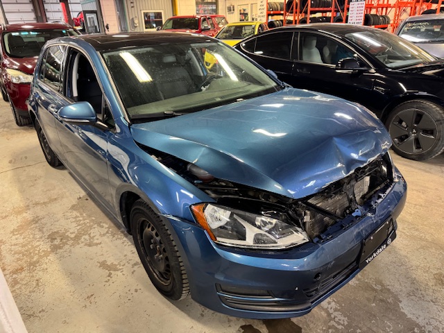 2016 VOLKSWAGEN GOLF 1.8T - Image 2