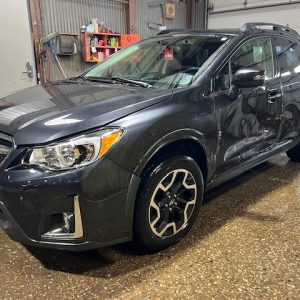 2016 SUBARU CROSSTREK LIMITED AWD!