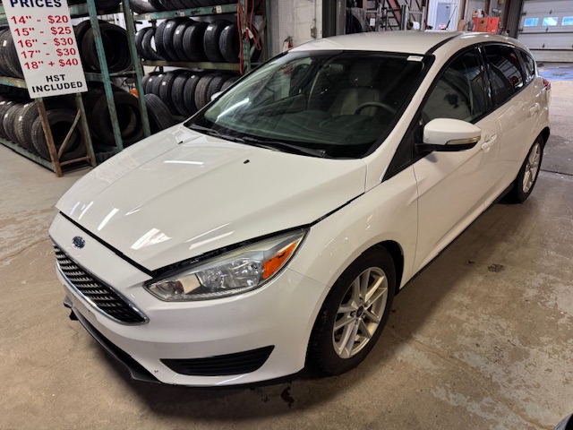 2017 FORD FOCUS SE - Image 2