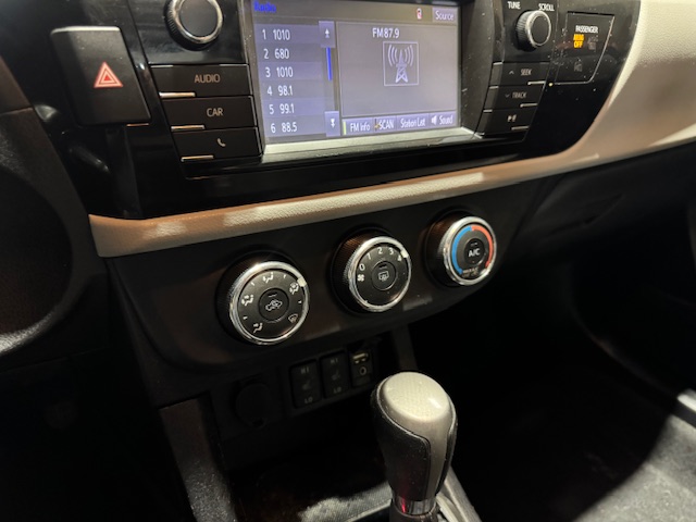 2014 TOYOTA COROLLA LE - Image 10