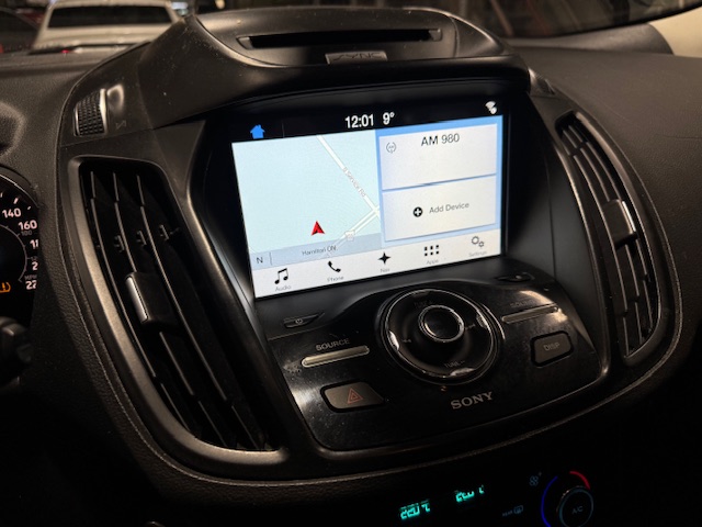 2017 FORD ESCAPE TITANIUM AWD - Image 12