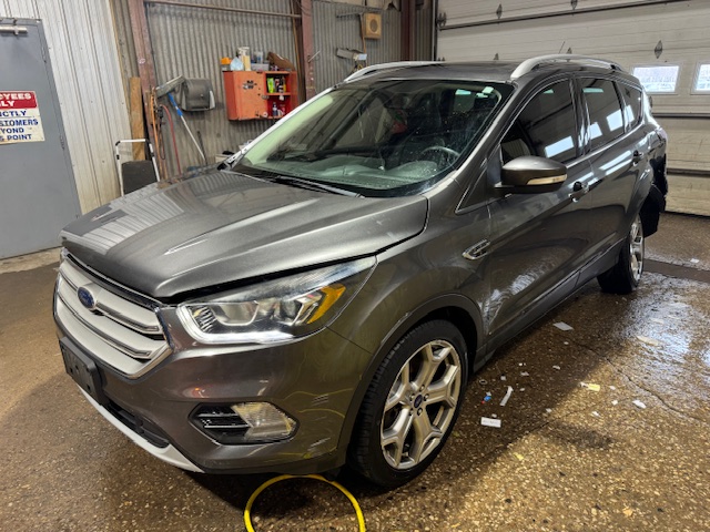 2017 FORD ESCAPE TITANIUM AWD