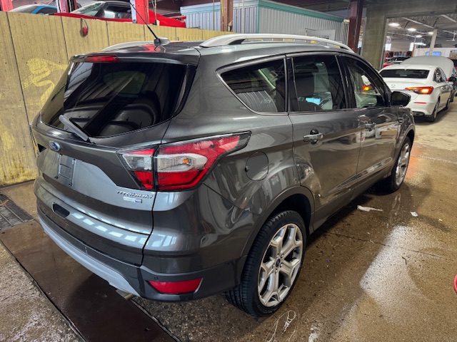 2017 FORD ESCAPE TITANIUM AWD - Image 3
