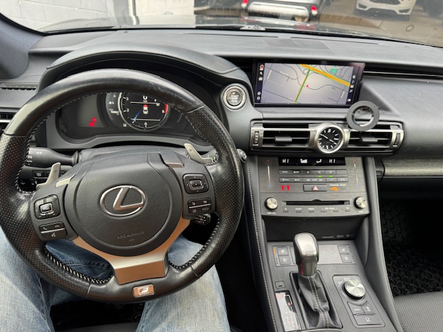 2021 LEXUS RC300 AWD - Image 10