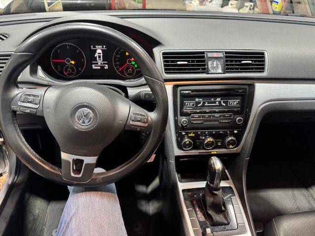 2012 PASSAT TDI - Image 13