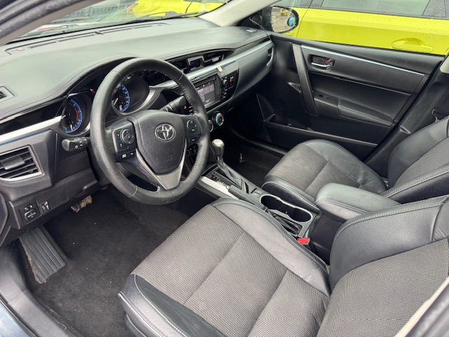 2015 TOYOTA COROLLA S - Image 9