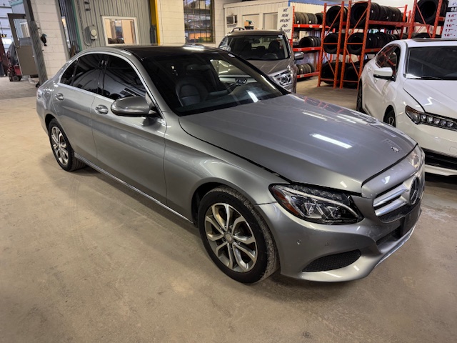 2015 MERCEDES C300 4 MATIC