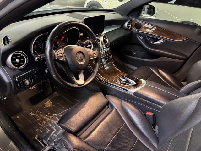 2015 MERCEDES C300 4 MATIC - Image 9