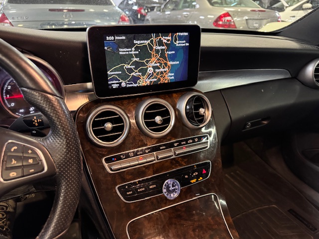 2015 MERCEDES C300 4 MATIC - Image 12