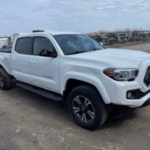 2022 TOYOTA TACOMA SR 4X4 CREW