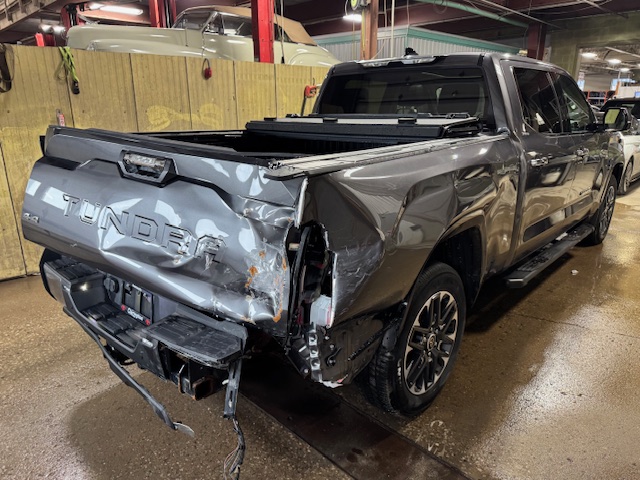 2022 TOYOTA TUNDRA LIMITED CREW - Image 12