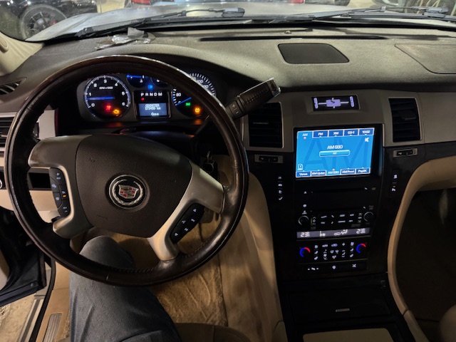 2008 CADILLAC ESCALADE - Image 15