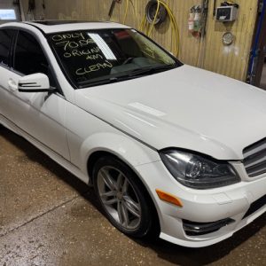 2013 MERCEDES C300 4 MATIC