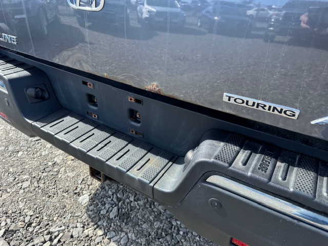 2017 HONDA RIDGELINE TOURING AWD - Image 9