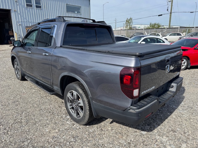 2017 HONDA RIDGELINE TOURING AWD - Image 6