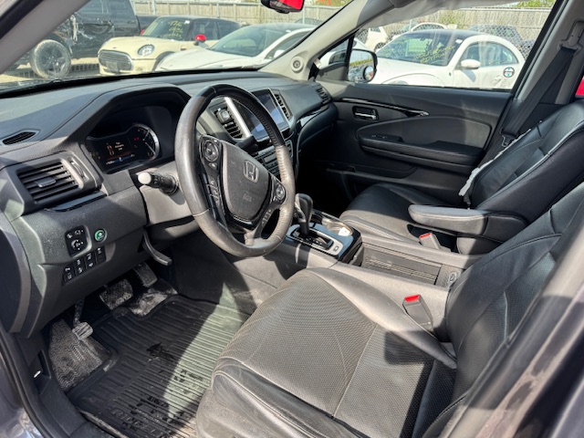 2017 HONDA RIDGELINE TOURING AWD - Image 11