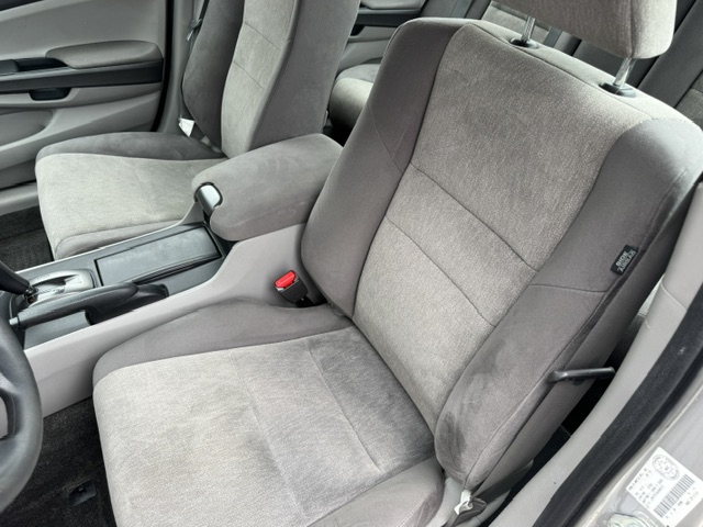 2010 ACCORD LX - Image 17
