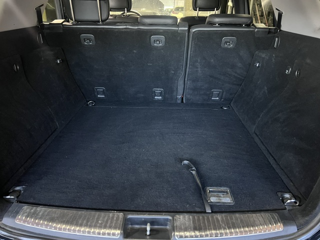 2008 MERCEDES ML320 DIESEL WITH ONLY 175,000 ORIGINAL KM!! - Image 10