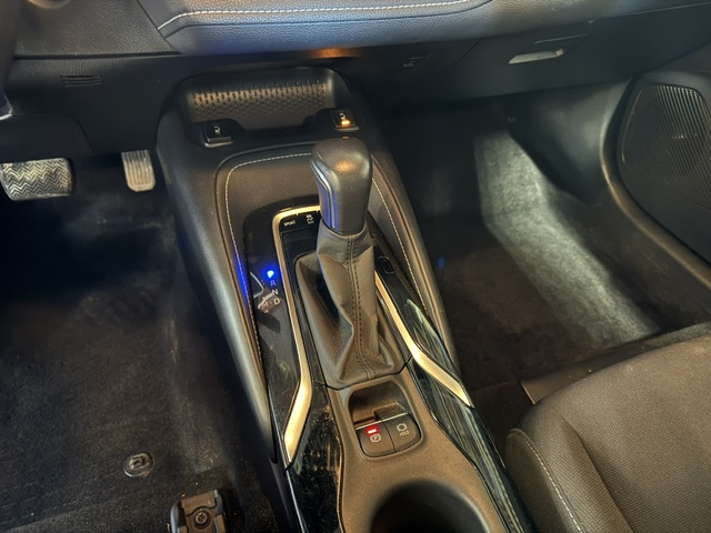 2019 TOYOTA COROLLA SE - Image 11