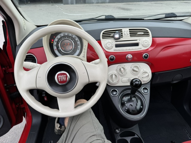 2014 FIAT 500C - Image 13