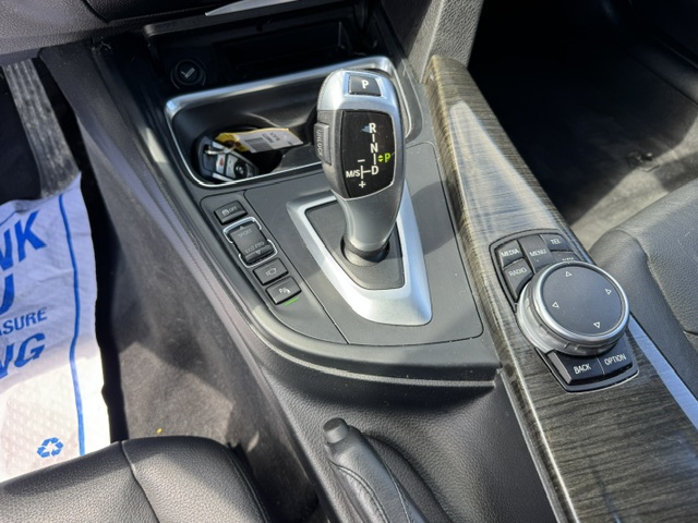 2015 BMW 328XI - Image 9