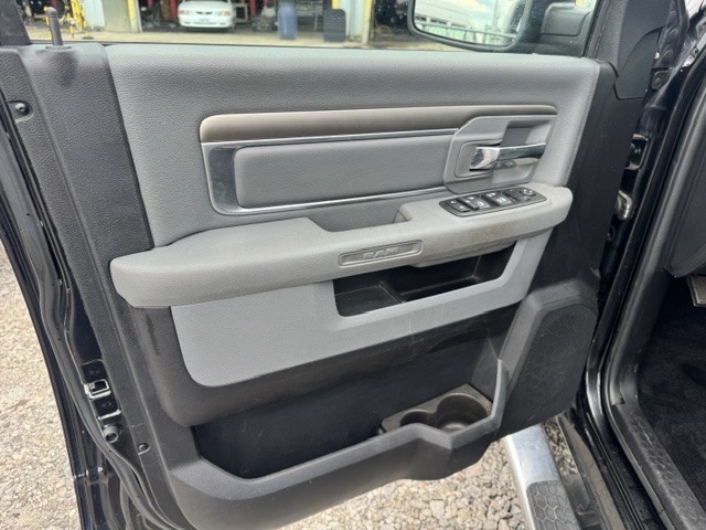 2017 DODGE RAM 1500 4X4 - Image 10