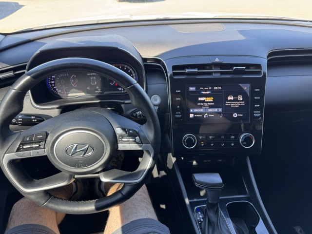 2023 HYUNDAI TUCSON SEL AWD - Image 10