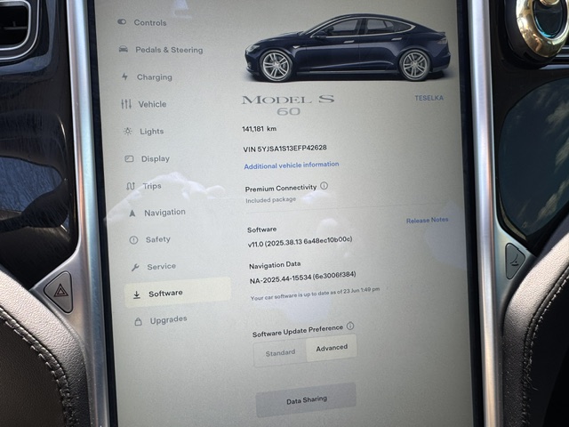 2014 TESLA MODEL S 60 - Image 12