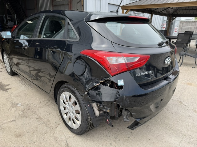 2016 HYUNDAI ELANTRA - Image 3
