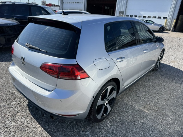 2016 VOLKSWAGEN GOLF GTI - Image 5