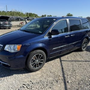 2016 CHRYSLER TOWN AND COUNTRY