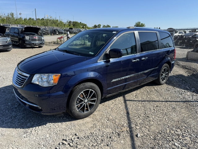 2016 CHRYSLER TOWN AND COUNTRY