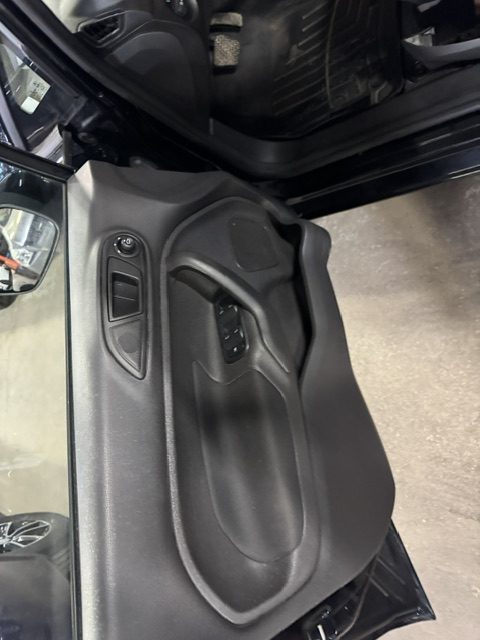 2017 FORD FIESTA SE - Image 10