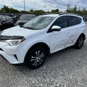 2017 TOYOTA RAV 4 LE