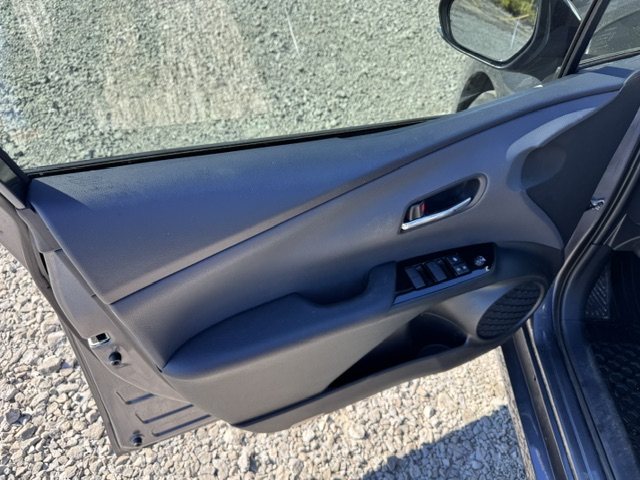 2022 TOYOTA PRIUS PRIME UPGRADE - Image 10