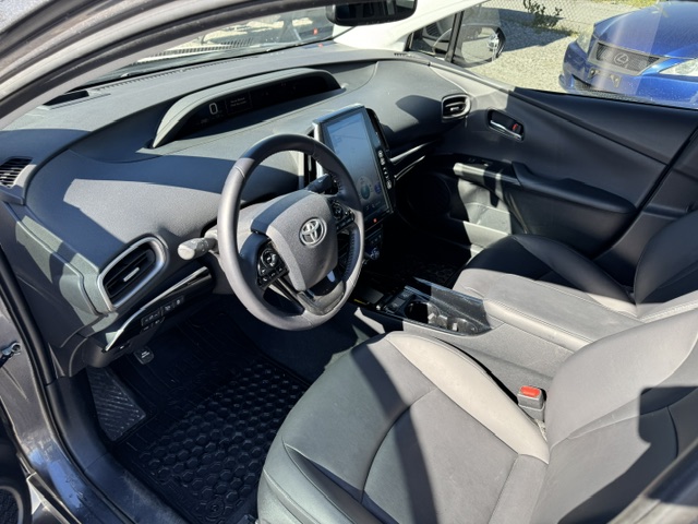 2022 TOYOTA PRIUS PRIME UPGRADE - Image 11