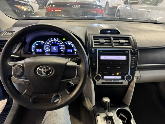 2012 TOYOTA CAMRY HYBRID - Image 9
