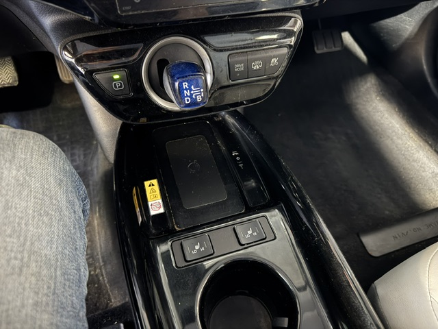 2021 TOYOTA PRIUS PRIME PLUG IN HYBRID - Image 12