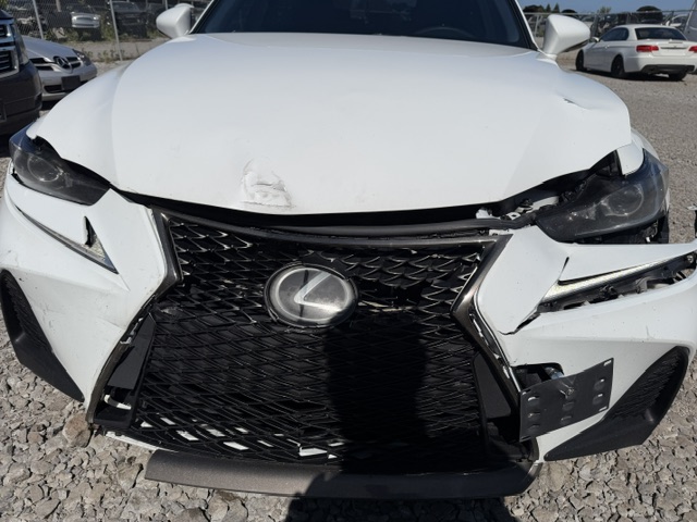 2017 LEXUS IS300 F-Sport Series 2 AWD - Image 7