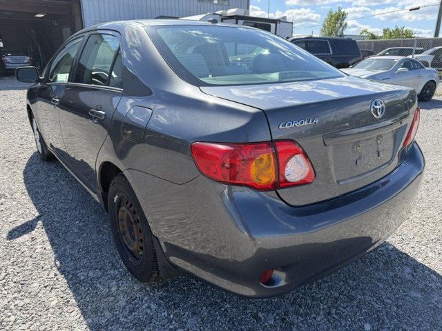 2009 TOYOTA COROLLA WITH 92,000 ORIGINAL KM! - Image 4