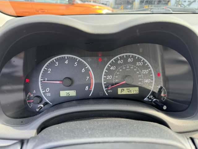 2011 TOYOTA COROLLA LE - Image 10