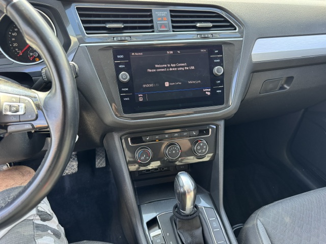 2018 VOLKSWAGEN TIGUAN S 4 MOTION - Image 11